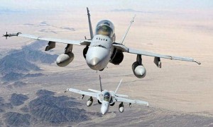 科威特飞行员驾驶F-18，只用3枚导弹，就击落3架美军战斗机，美军自食其果了！