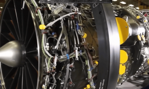 单日蒸发超百亿，比黄金还猛的“战争金属”到顶了？