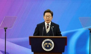 美国刚从韩国撤走“萨德”，高市早苗就明抢独岛，李在明政府迅速反击！