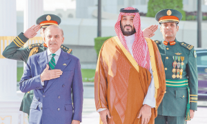 巴基斯坦与沙特阿拉伯签军事协议，多国受震动